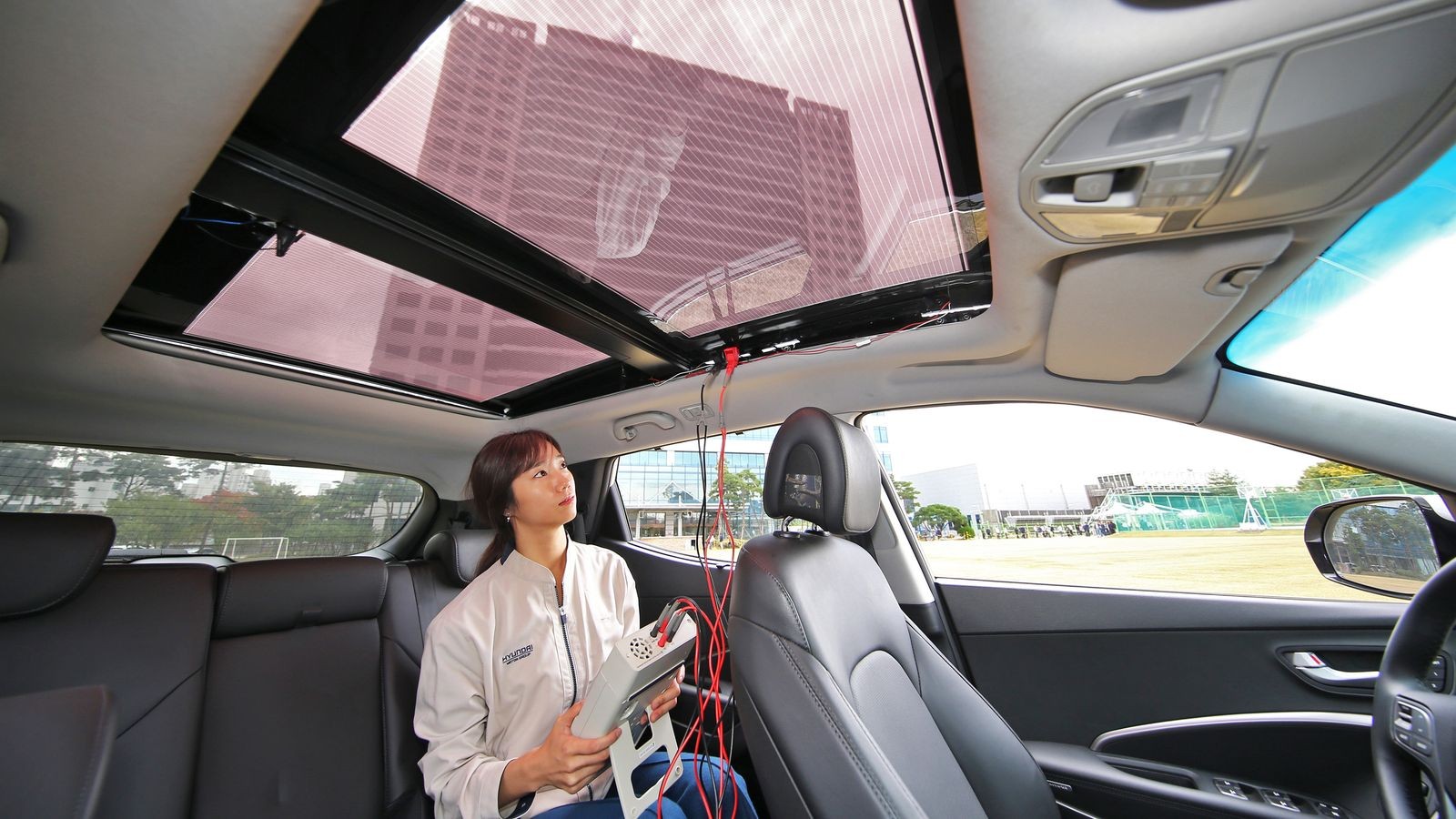 Да будет свет! Автомобили Hyundai и Kia оснастят солнечными батареями